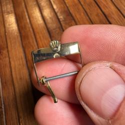 BOUCLE ARDILLON ET POMPE DE STYLE ROLEX COULEUR OR