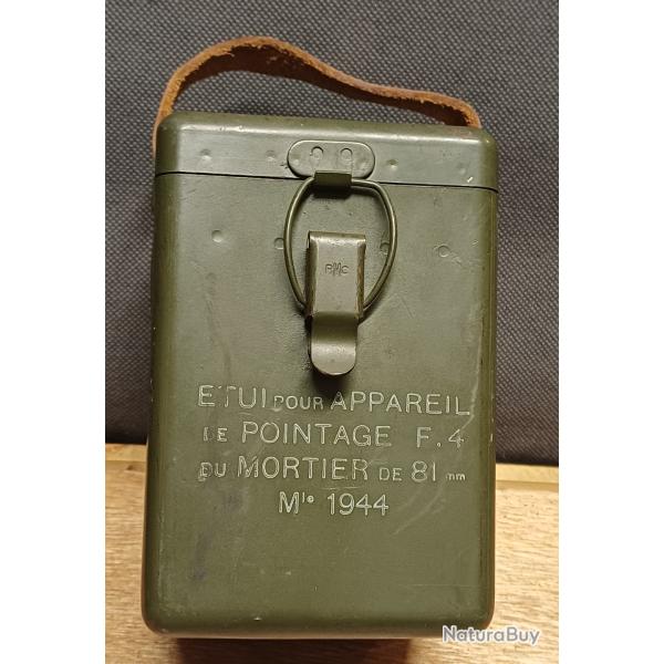 Etui militaire pour appareil de pointage F.4 du mortier de 81 mm Mle 1944