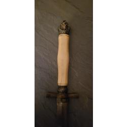 Couteau dague romantique