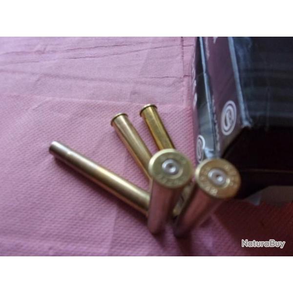 72  douilles vides de calibre  9 3  74 R         de marque   GECO,  livrer  SANS BOITE