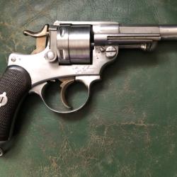 ÉTAT MAGNIFIQUE  REVOLVER 1873 AVEC ÉTUI SIMPLIFIÉ 1915