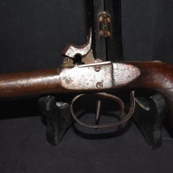 pistolet a canon justaposer a balles forc&eacute; circa 1840