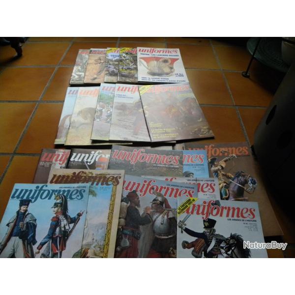 lot de 20 revues uniformes