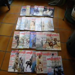 lot de 26 revues uniformes n3
