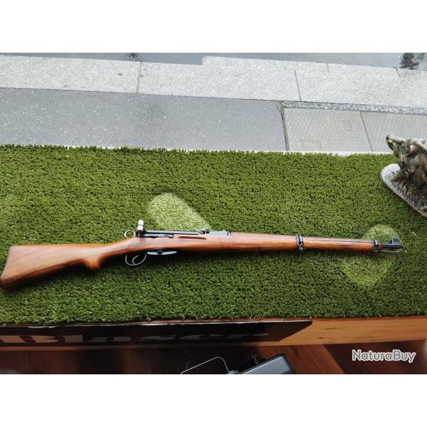 Schmidt Rubin K31 calibre 30-284 (mono matricule carcasse , culasse, chargeur)