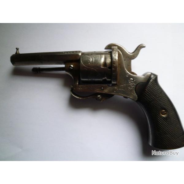 VENDS PETIT REVOLVER 7 M/M A BROCHES  ELG