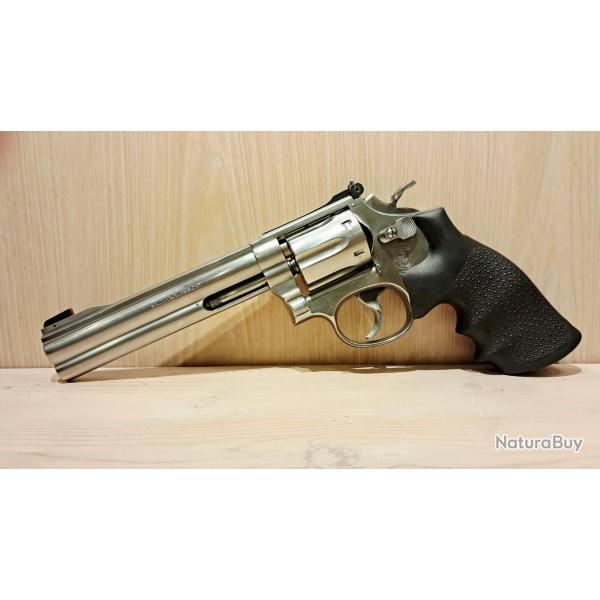 SMITH & WESSON 617 22lr