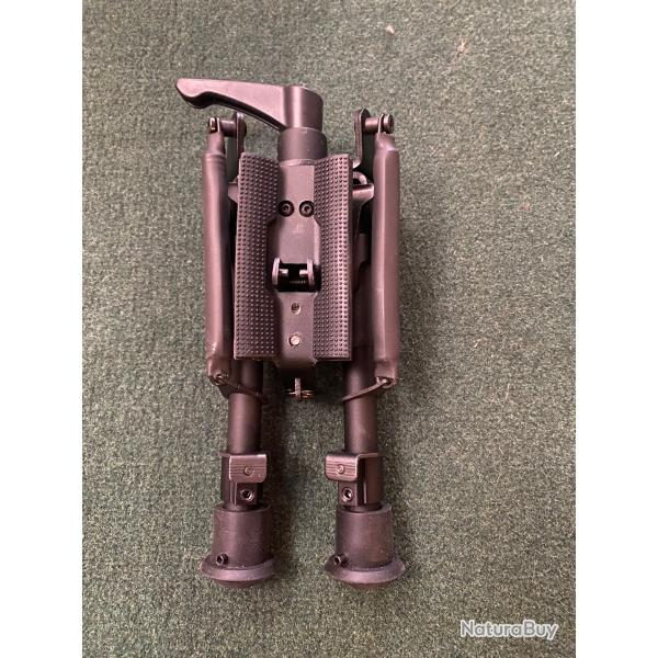 Bipieds grenadi�re type Harris