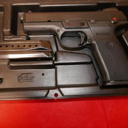 Pistolet RUGER SR9 en 9x19mm avec sa mallette d'origine