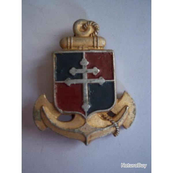 insigne 9  DIC DIVISION D'INFANTERIE COLONIALE FABRICATION EN ALU A.AUGIS LYON x