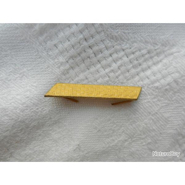 galon en m�tal pour calot - sergent