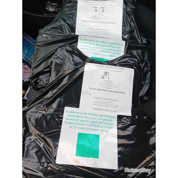 Enchre lot de 2 plaques balistiques 3a contre les armes de poings et les lames  32X32 cm