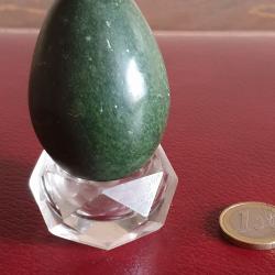 Rare oeuf de verdite longueur 6,4 cm poids 179 grammes
