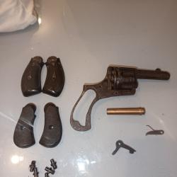 À vendre pièces revolver de collection