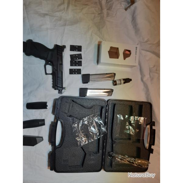 Pistolet STOEGER STR-9S COMBAT Stricker Black cal.9x19 + Viseur point rouge Olight Osight neuf