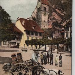 CPA - SUISSE ATTELAGE A CHIEN INTERLAKEN N&deg;4250