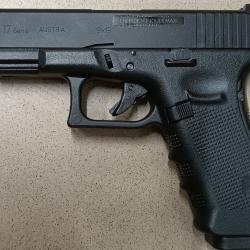 Pistolet CYBERGUN (VFC) Glock 17 Gen 4 blowback - Cal. 6mm Gaz