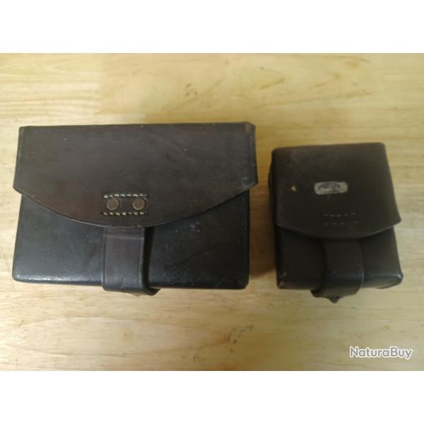 Paire de Cartouchiere � identifier