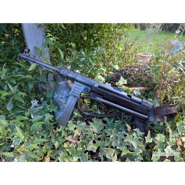 Mp40 GBBR CO2 SCR CYBERGUN