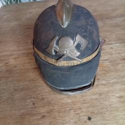 Casque pompier ancien