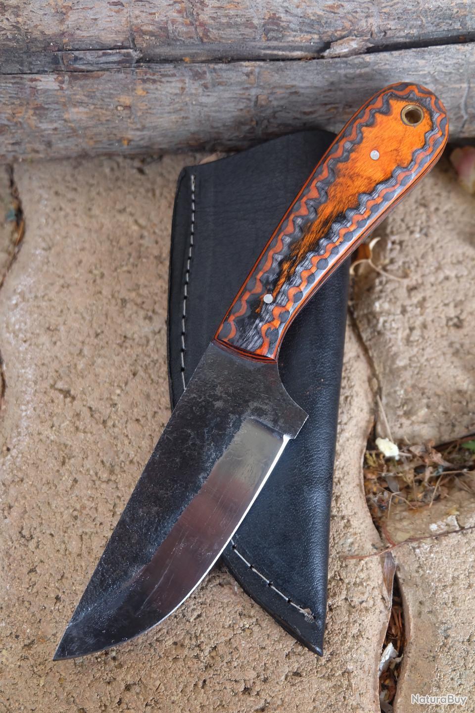 Couteau de Chasse en Daas Forge à la ain, Style Japonais - Lae Fixe avec Poignée en Bois et