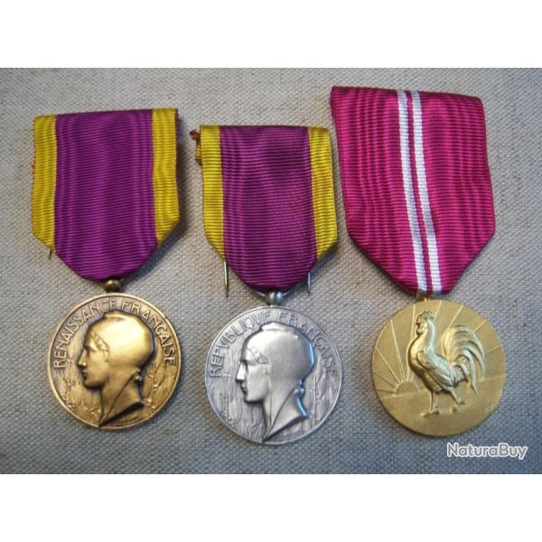 lot  de  3 MEDAILLES   m�dailles renaissance fran�aise m�rite x