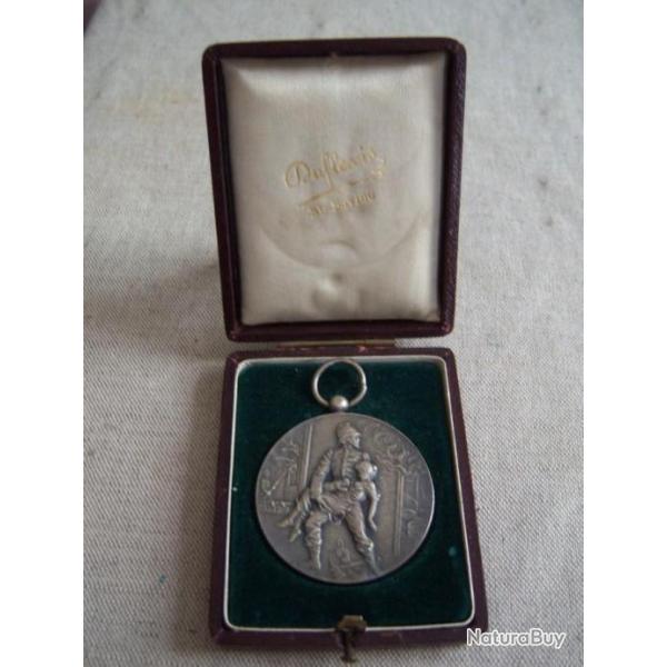 Medaille sapeurs pompiers ville d'evry 24 mai 1908  x
