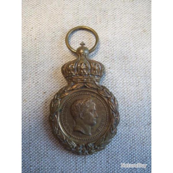 M�daille Militaire Napol�on Saint H�l�ne 1821 bronze sans ruban Sinon En TBE x