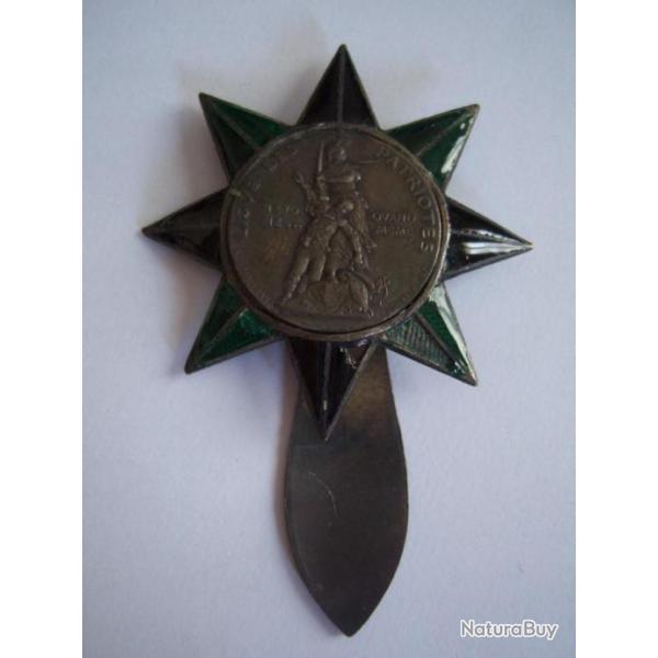 Insigne politique  LIGUE DES PATRIOTES    QUI VIVE  FRANCE   cre par  Paul Droulde x