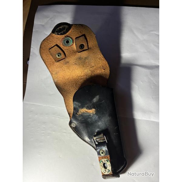 Etui 7.65 allemand WW 2 . Original . tui pour pistolet CZ 27- 7.65mm pour Wehrmacht ou Waffen SS