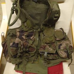 Gilet tactique armée française C.E neuf .