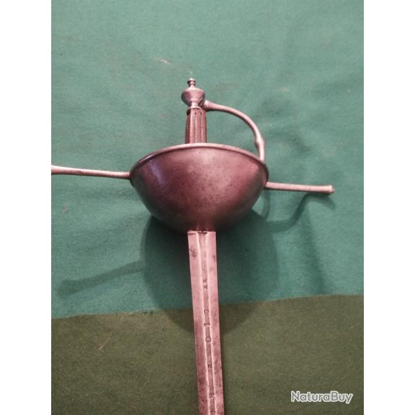 Epe Rapire  de "Taza"   ou de " Copo" en Portuguais,    du XVII sicle ( prmiere moite