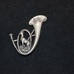 INSIGNE 30° BATAILLON DE CHASSEURS A PIED -30° BCAP-SANS MARQUAGE (ARTHUS BERTRAND ??)