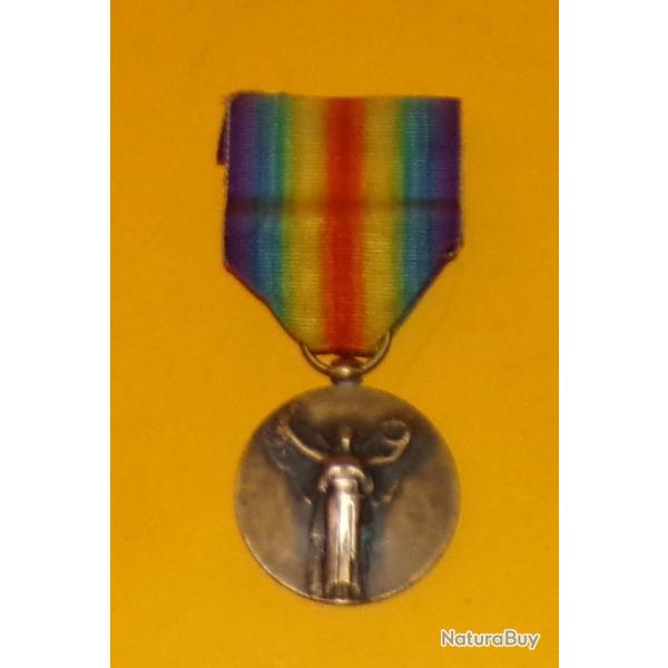 MEDAILLE : LA GRANDE GUERRE POUR LA CIVILISATION 1914-1918  DE LA REPUBLIQUE FRANCAISE , ETAT VOIR P