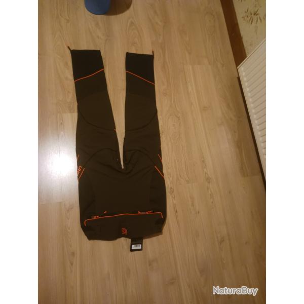 Pantalon de chasse