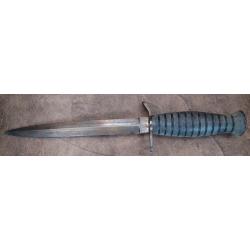 Couteau &agrave; lancer ''le Couteau Volant "