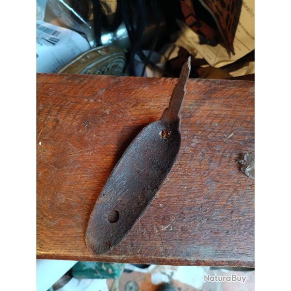 Plaque de couche tr�s ancienne