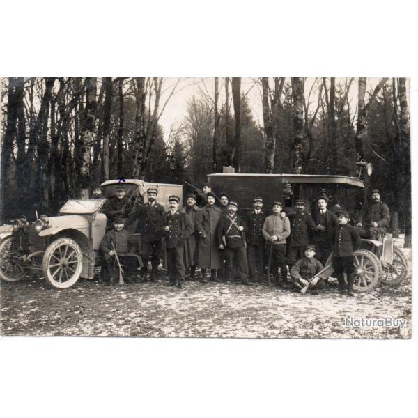 CPA -Photo - Un Groupe Soldats- N�4384