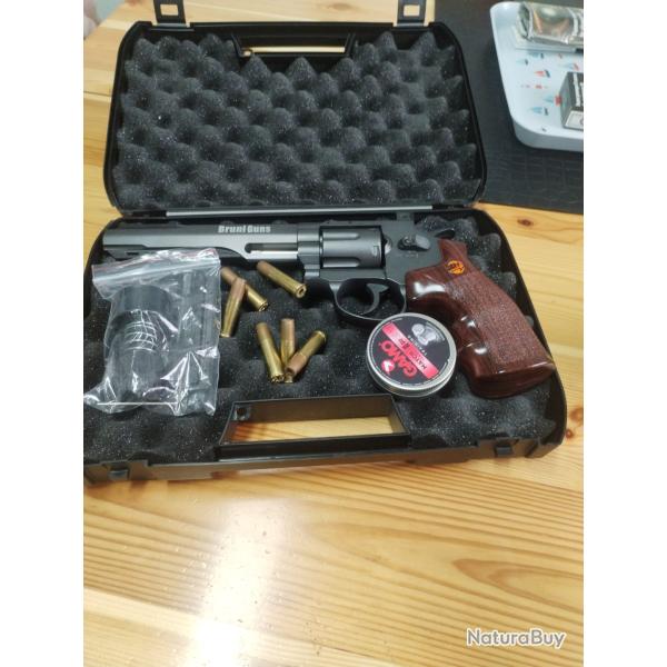 Revolver Bruni