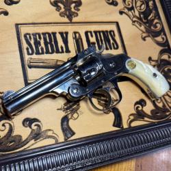 Très beau Smith & Wesson 32sw DA nickelé dans son coffret