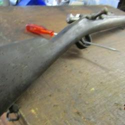 fusil GRAS cal 11m d'origine 1866 /14  de 1871 St Etienne oxydé mais complet et fonctionnel