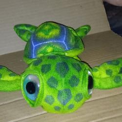 PELUCHE TORTUE AUX GROS YEUX