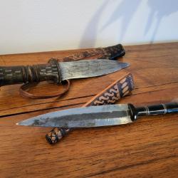 DEUX DAGUES OU POIGNARDS AFRICAIN ...