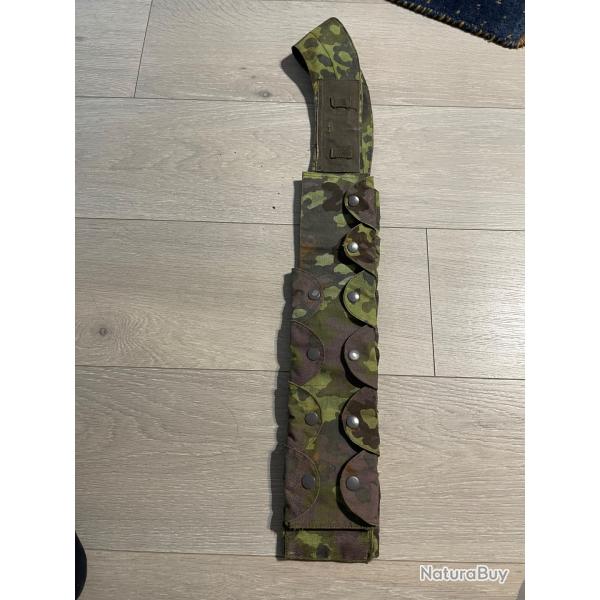une cartouchire allemande camoufle WH ww2