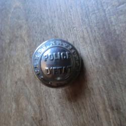 bouton suret&eacute; national  A.M  cie  paris