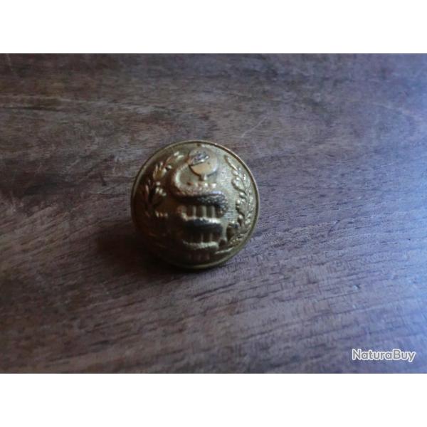 bouton service de sant�   A.M  cie  paris