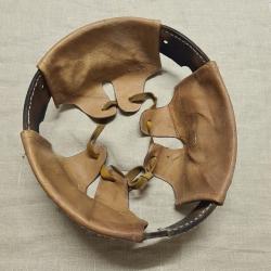 Intérieur de stalhem 17,  casque WW1 , intérieur en cuir (1)