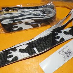 LOT DE 2 CEINTURES EN TISSU , COULEUR URBAN  ,LARGEUR 3 CM  LONGUEUR 125 CM  VENDU DANS L' ETAT NEUF