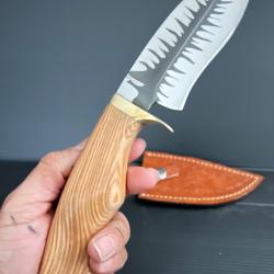 couteau de Poche Fait À Main Lame Acier D2 Manche En Bois De Olive 4