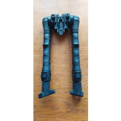 BIPIED LATERAL   AR15  - M4 ET DERIVES . MARQUE CAA TACTICAL  SBP REGLABLE 17.5 - 20.5 cm.